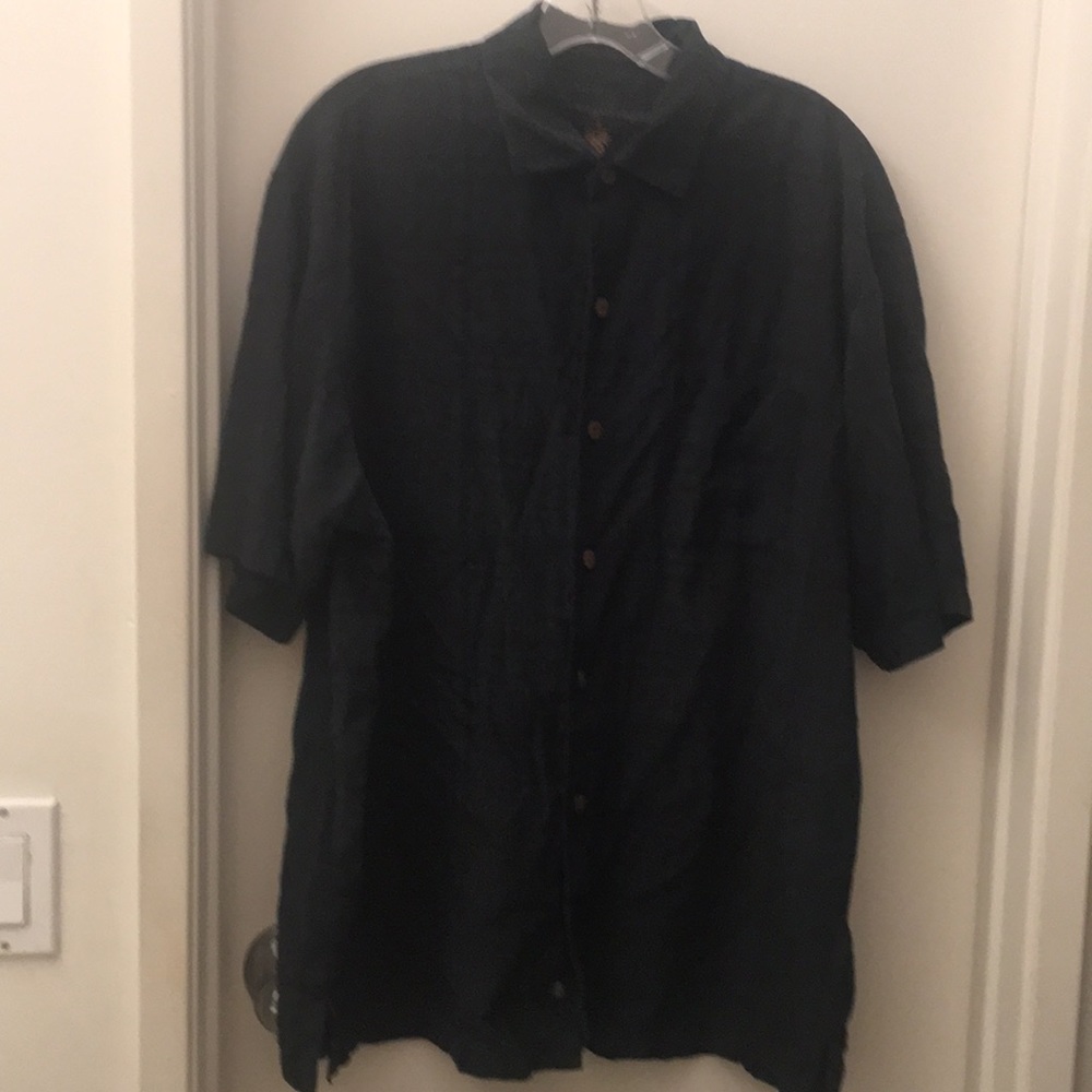 Tommy Bahama Silk shirt- excellent condition